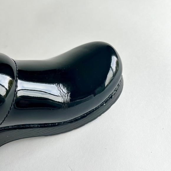Dansko Black Patent Leather Clogs size EUR 38, US 7.5 - Picture 14 of 16